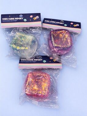 Vibe Cube Fidget - Glitter Squeezable Gel Cube 3 Pack